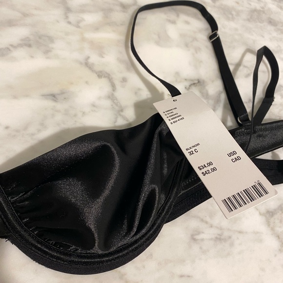 🖤NWT!!🖤 Satin Urban Outfitters Silk Ruched Black Underwire Bralette - Picture 3 of 7